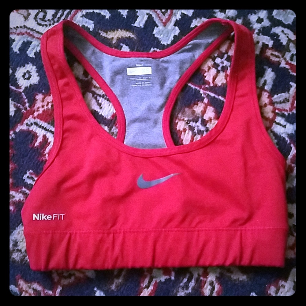 Nike FIT DRY sports bra